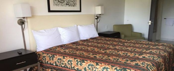 Economy Inn by OYO Holland (Blue Mill Inn) - From Website